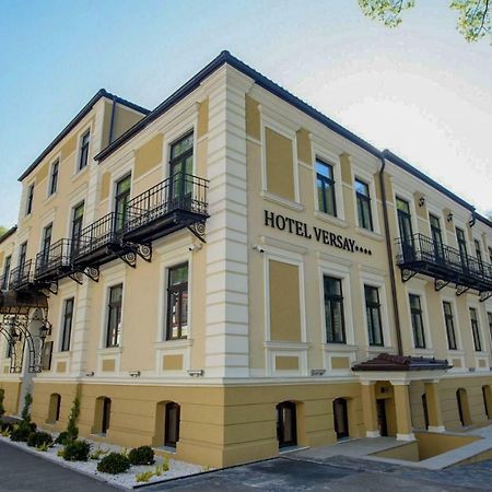 Hotel Versay Băile Herculane Exterior foto